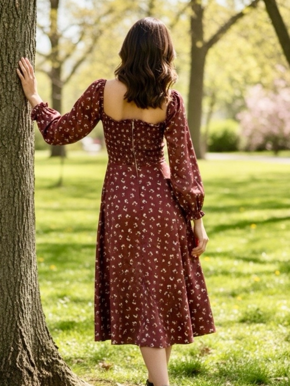 SHEIN Floral Ditsy Smocked Square-Neck Midi Dress - Picture 4 of 11